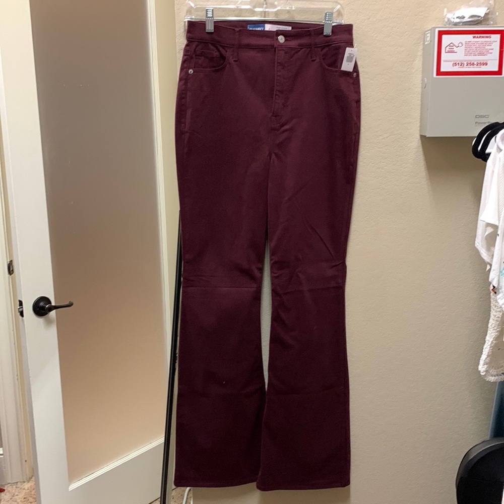 NWT High-Waisted Flare Jeans size 6